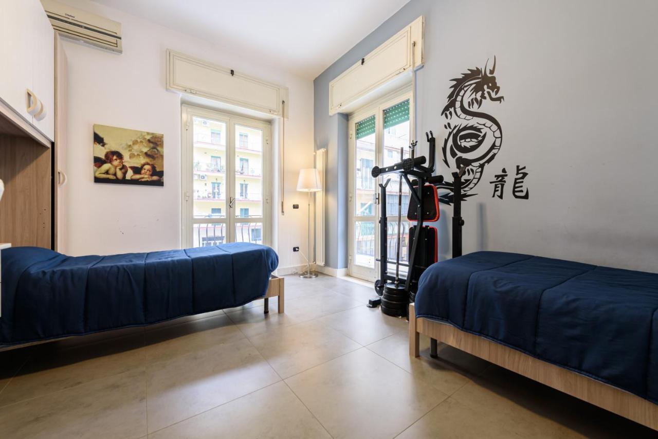 Via Mario Ruta 31 Apartment Наполи Екстериор снимка